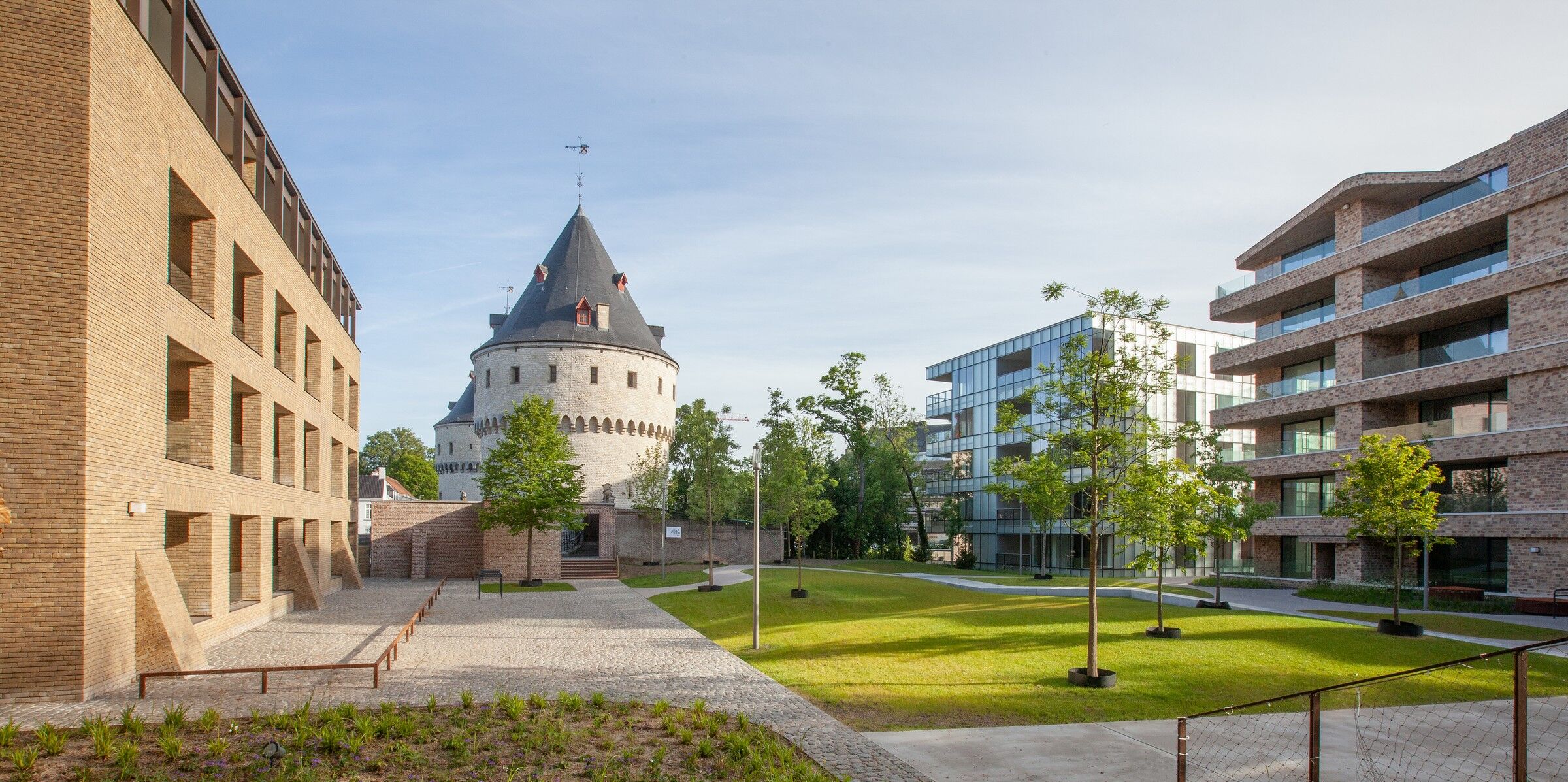 One broel Kortrijk